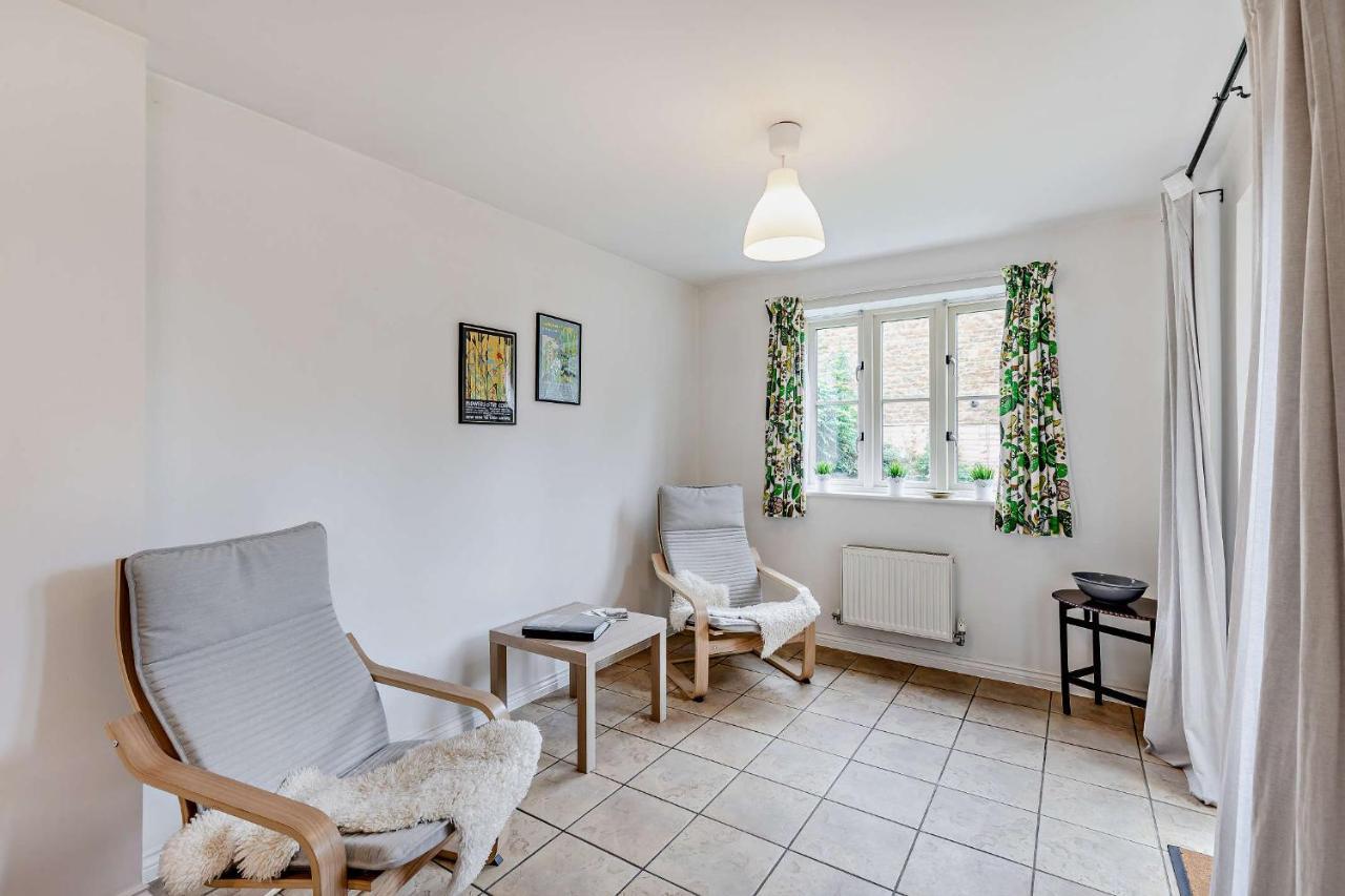 Holiday home Tall Trees. Luxury North Cotswold *