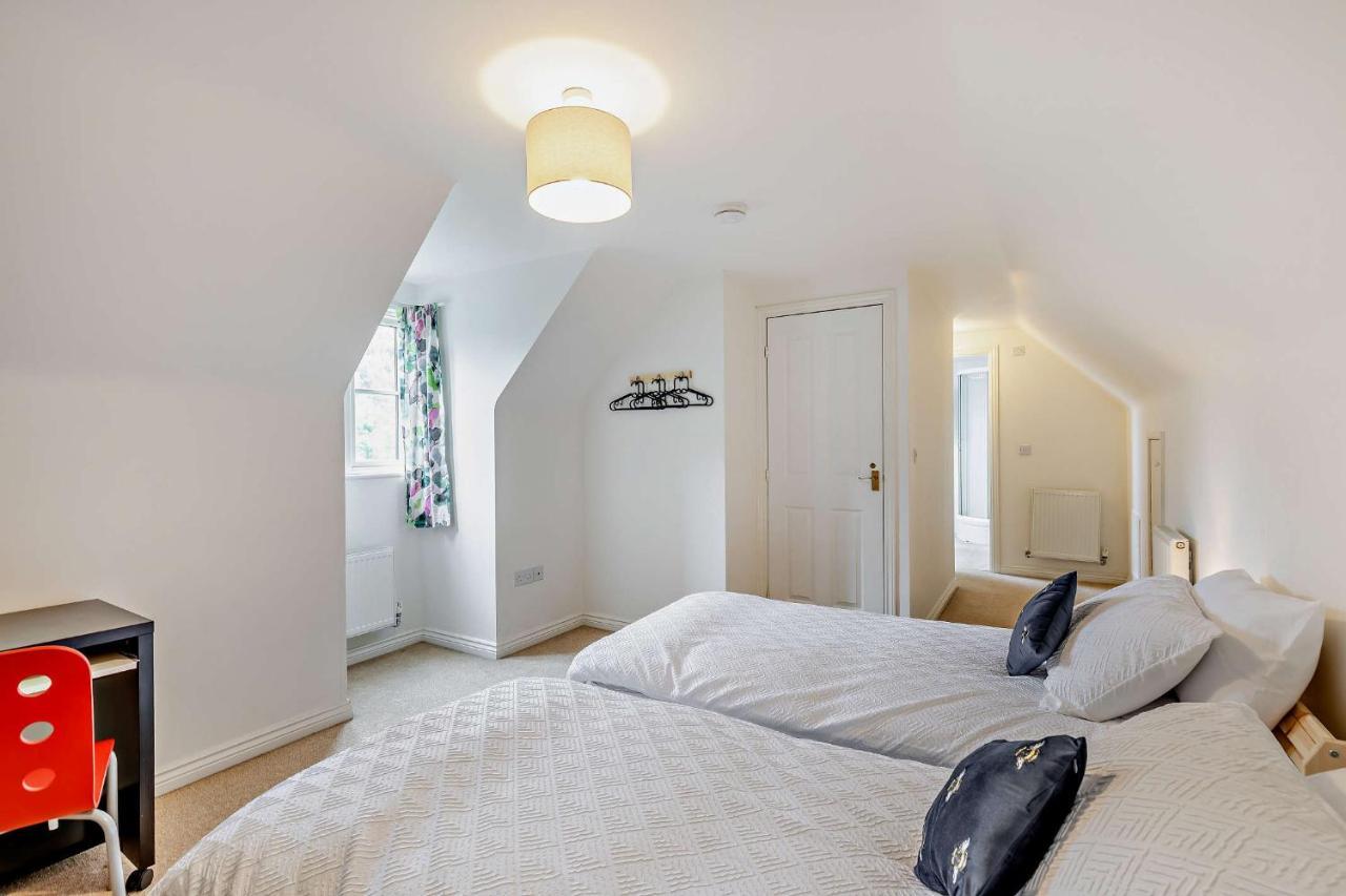 Tall Trees. Luxury North Cotswold Banbury