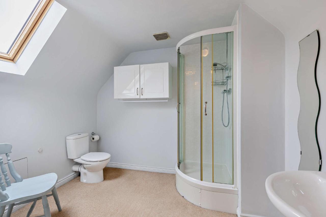 Tall Trees. Luxury North Cotswold