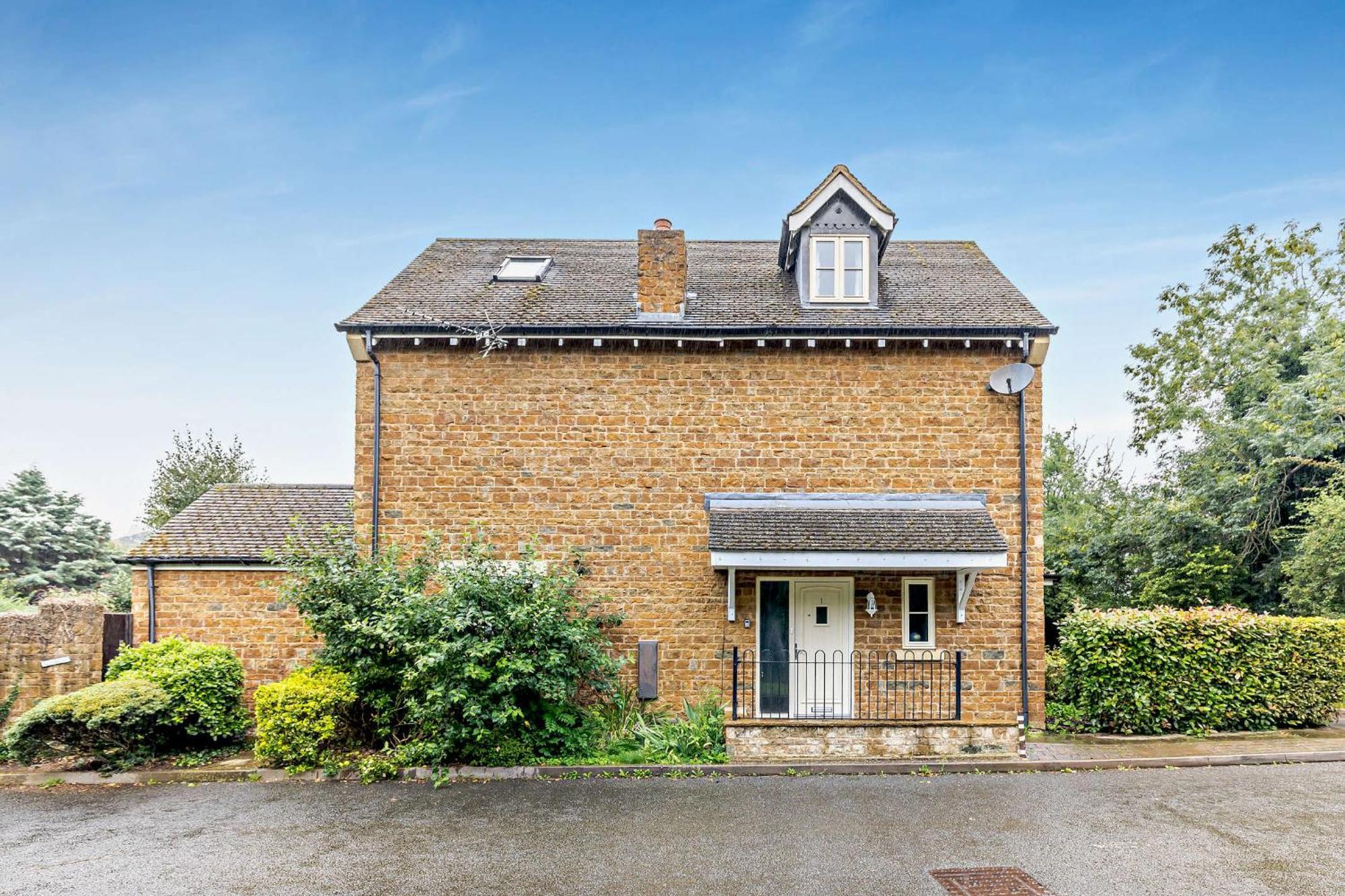 Holiday home Tall Trees. Luxury North Cotswold *